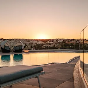 Hyatt Regency Malta فندق